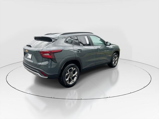 new 2025 Chevrolet Trax car, priced at $25,250