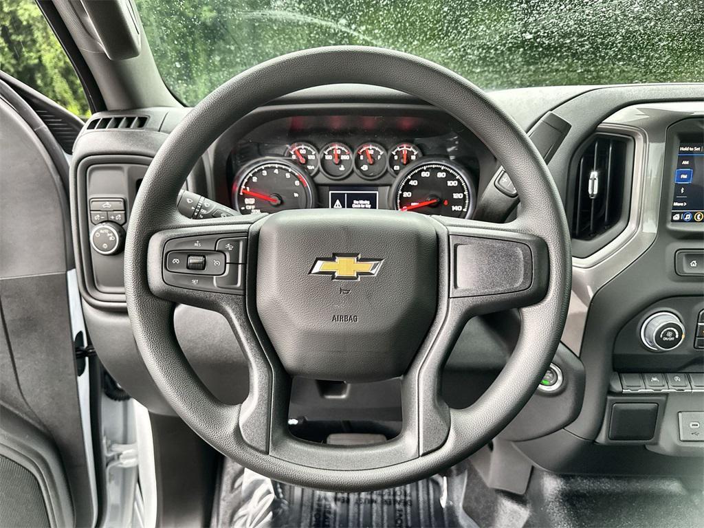 new 2025 Chevrolet Silverado 1500 car, priced at $32,433
