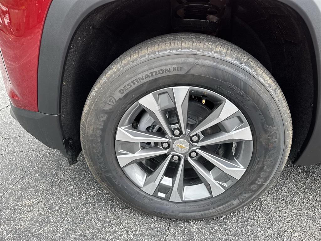 new 2026 Chevrolet Equinox car, priced at $30,089