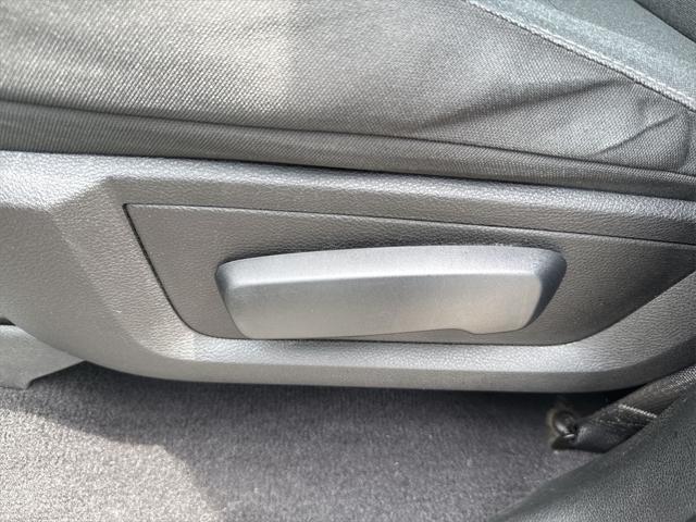 used 2022 Ram 1500 Classic car, priced at $27,933