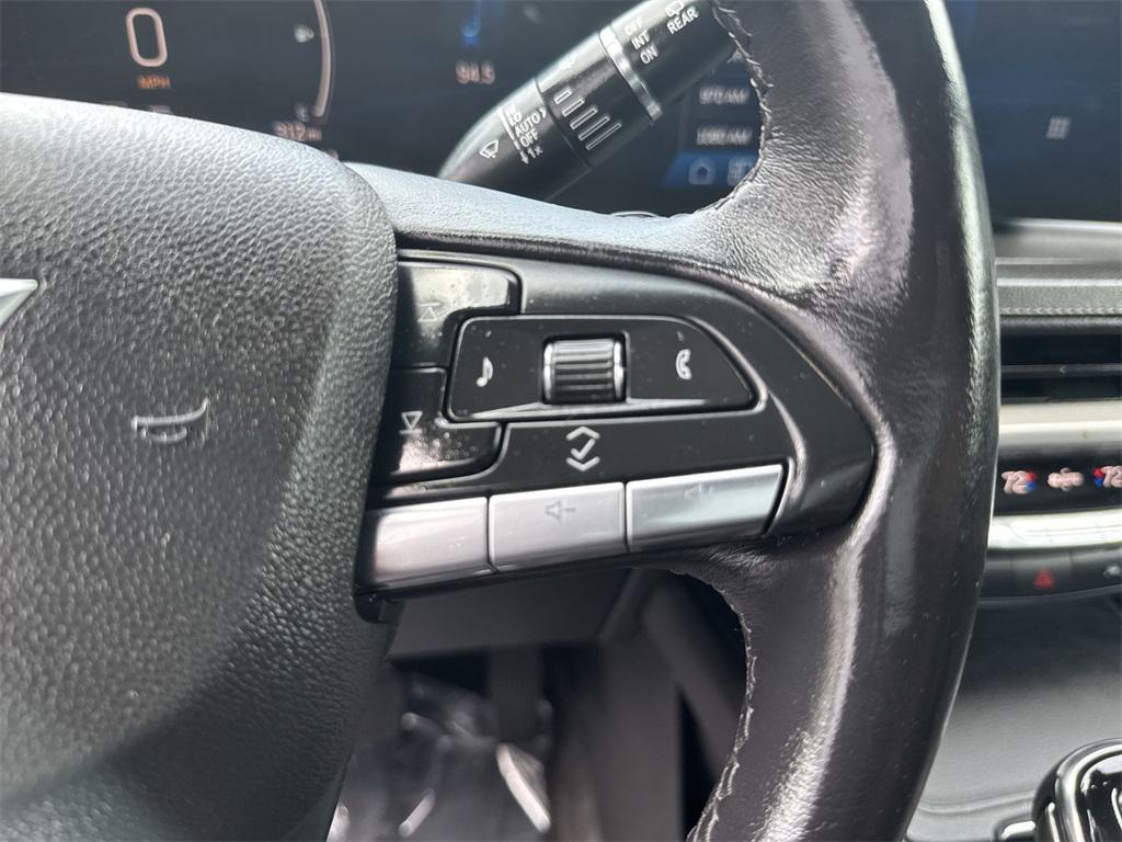 used 2024 Cadillac XT4 car, priced at $29,897