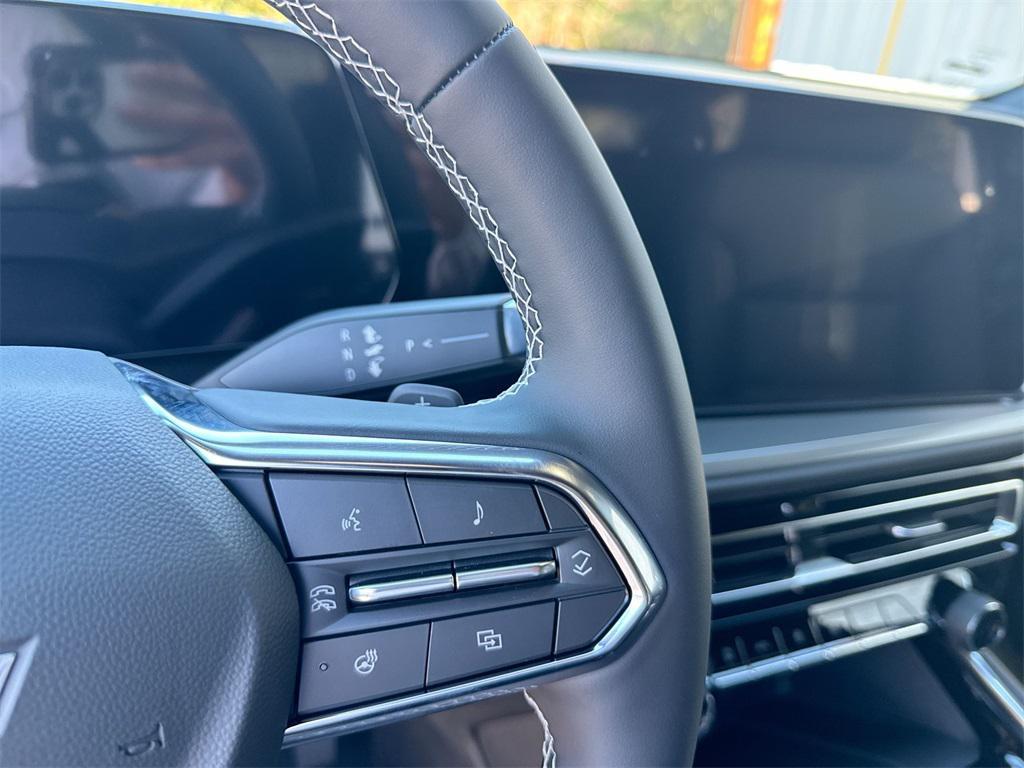 new 2026 Chevrolet Traverse car, priced at $43,695