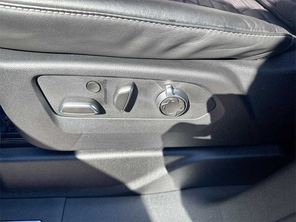 used 2024 Cadillac Escalade ESV car, priced at $87,982