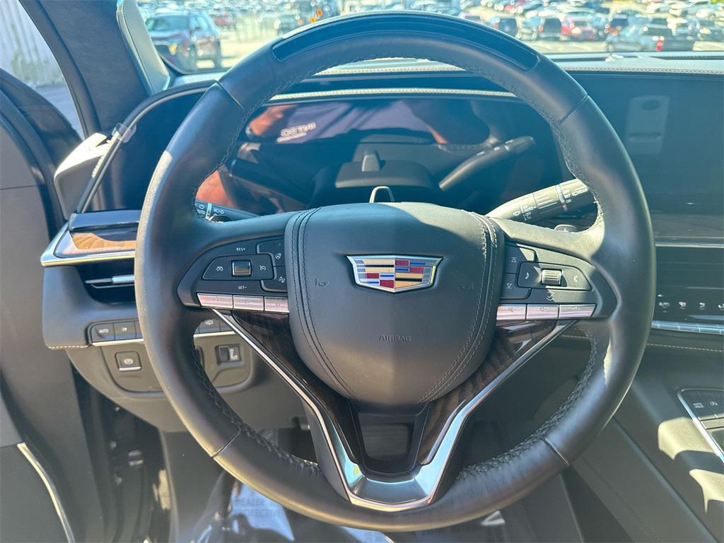 used 2024 Cadillac Escalade ESV car, priced at $87,982