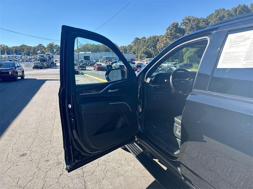 used 2024 Cadillac Escalade ESV car, priced at $87,982