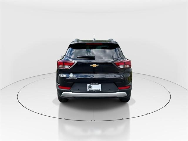 new 2025 Chevrolet TrailBlazer car, priced at $27,066
