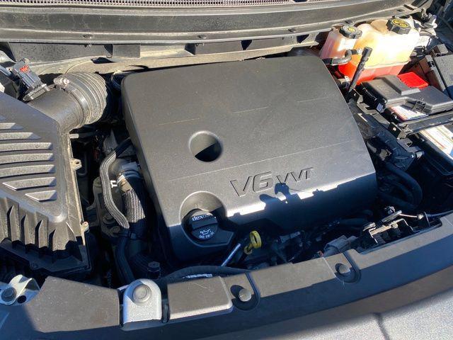 used 2023 Chevrolet Traverse car, priced at $24,000