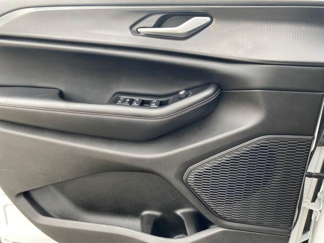 used 2023 Jeep Grand Cherokee L car, priced at $28,000