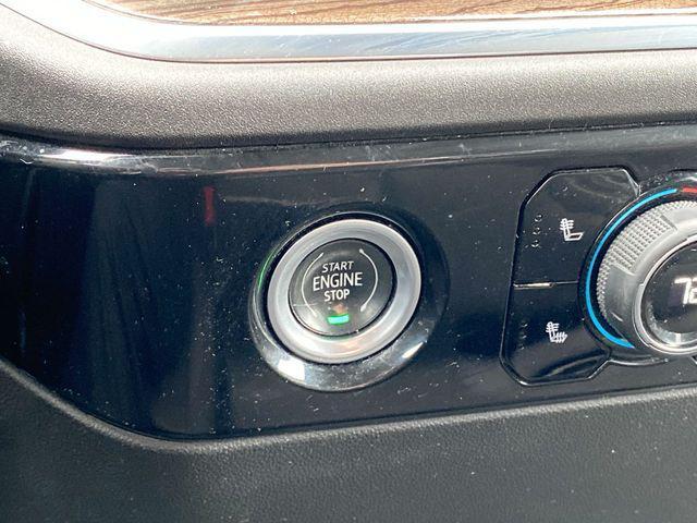 used 2022 Chevrolet Silverado 1500 car, priced at $32,000