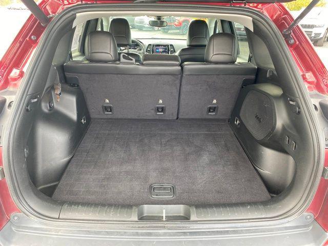 used 2019 Jeep Cherokee car, priced at $17,800