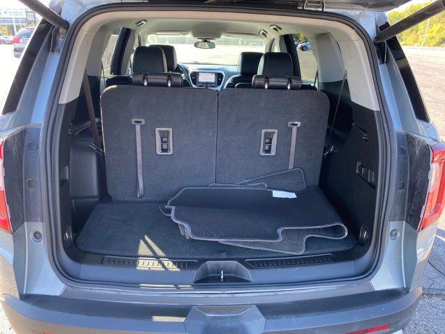 used 2023 GMC Acadia car, priced at $30,000