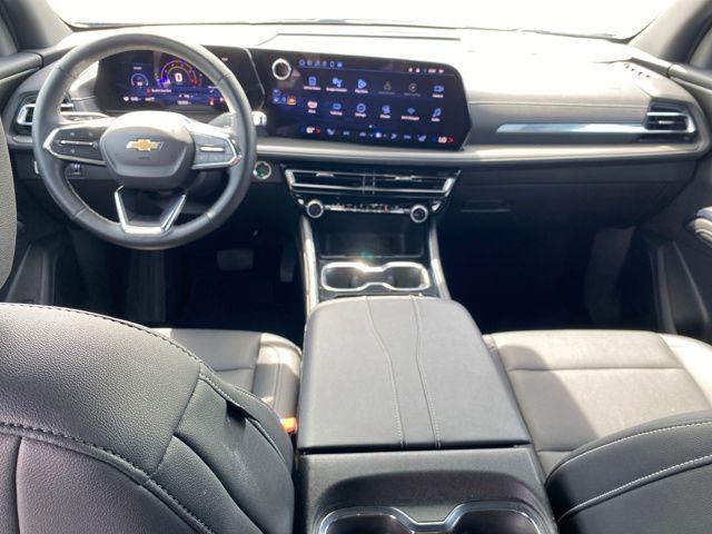 used 2025 Chevrolet Traverse car, priced at $41,500