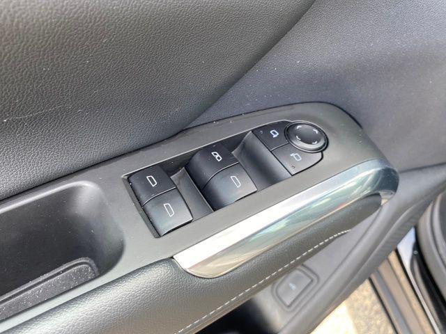used 2025 Chevrolet Traverse car, priced at $41,500