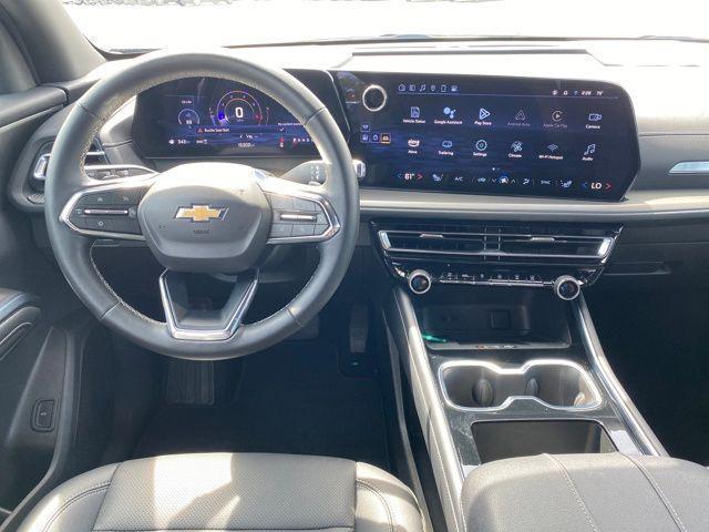 used 2025 Chevrolet Traverse car, priced at $41,500