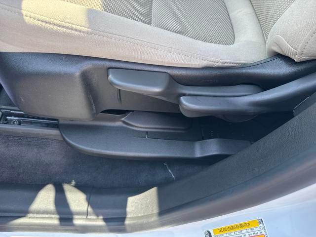 used 2023 Chevrolet Traverse car, priced at $29,500