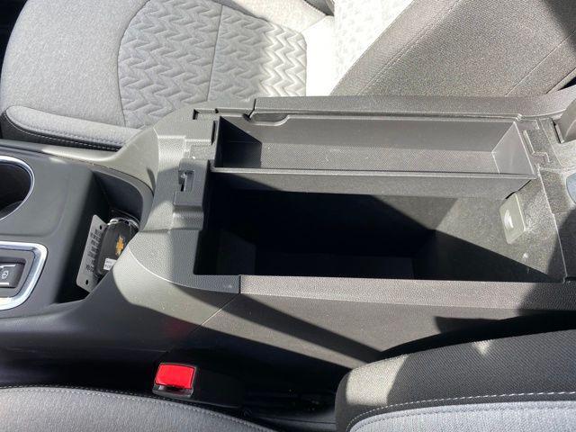 used 2024 Chevrolet Equinox car, priced at $21,800