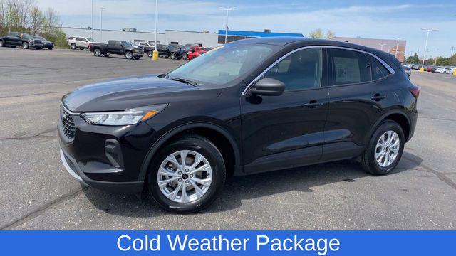 used 2024 Ford Escape car, priced at $21,250