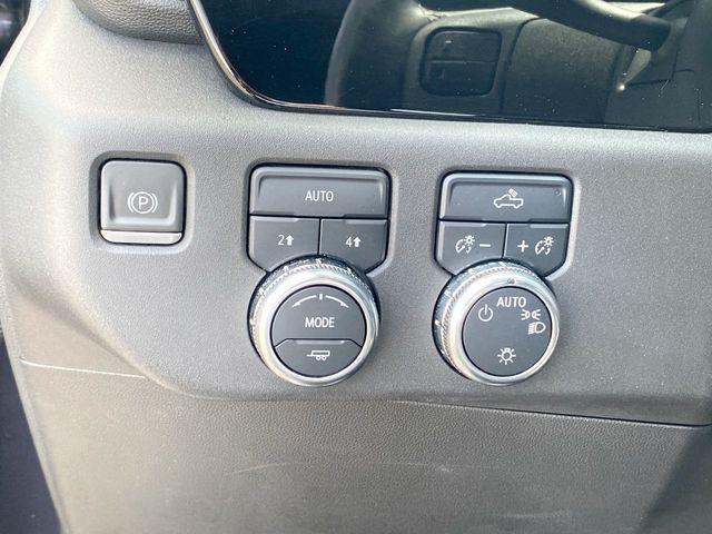 used 2022 GMC Sierra 1500 car, priced at $36,200