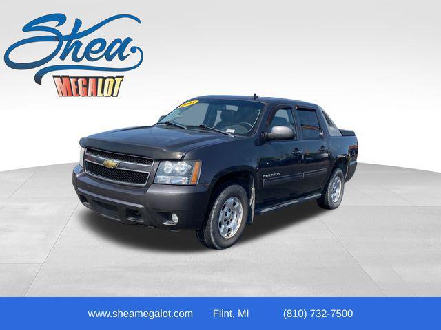 used 2011 Chevrolet Avalanche car, priced at $9,000