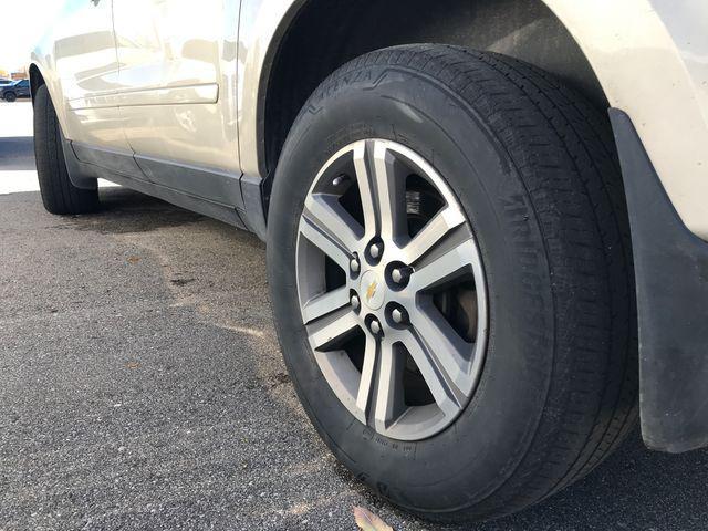 used 2015 Chevrolet Traverse car, priced at $2,995