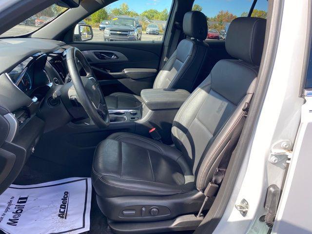 used 2023 Chevrolet Traverse car, priced at $31,500