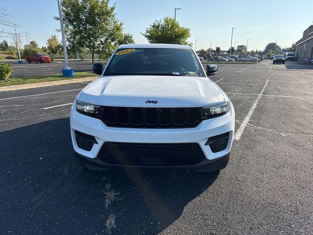 used 2022 Jeep Grand Cherokee car, priced at $27,900