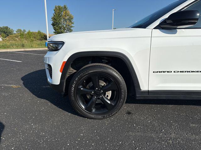 used 2022 Jeep Grand Cherokee car, priced at $27,900