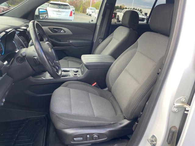 used 2022 Chevrolet Traverse car, priced at $23,250