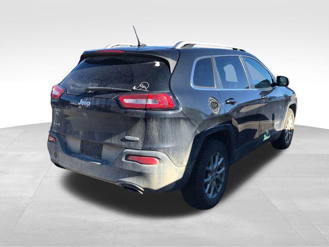 used 2015 Jeep Cherokee car, priced at $7,000