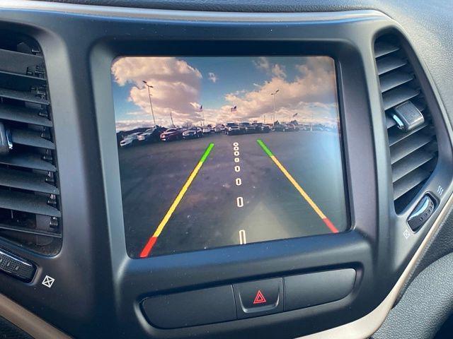 used 2015 Jeep Cherokee car, priced at $6,800