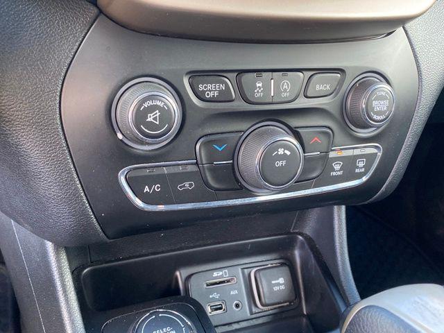 used 2015 Jeep Cherokee car, priced at $6,800