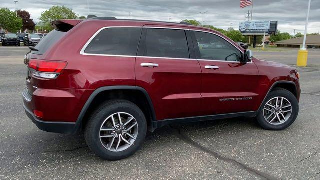 used 2022 Jeep Grand Cherokee car, priced at $25,000