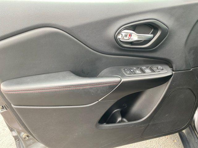 used 2022 Jeep Cherokee car, priced at $20,800