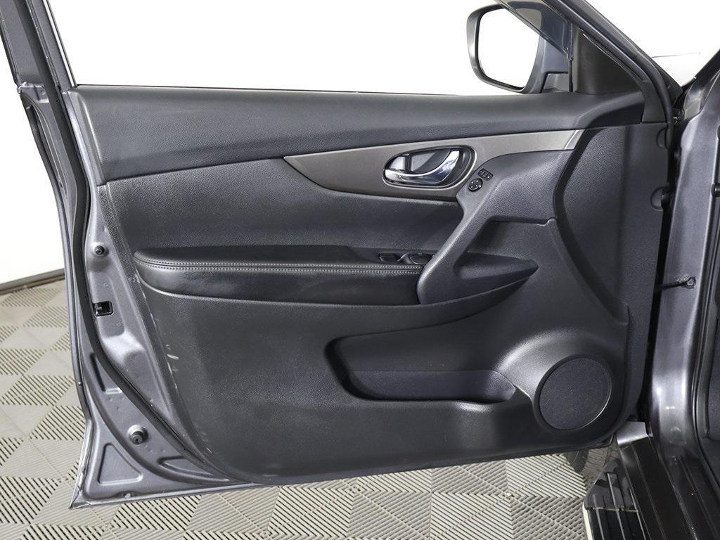 used 2014 Nissan Rogue car, priced at $7,949