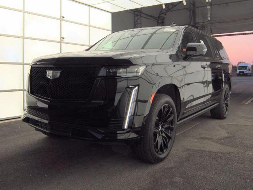 used 2023 Cadillac Escalade ESV car, priced at $83,293
