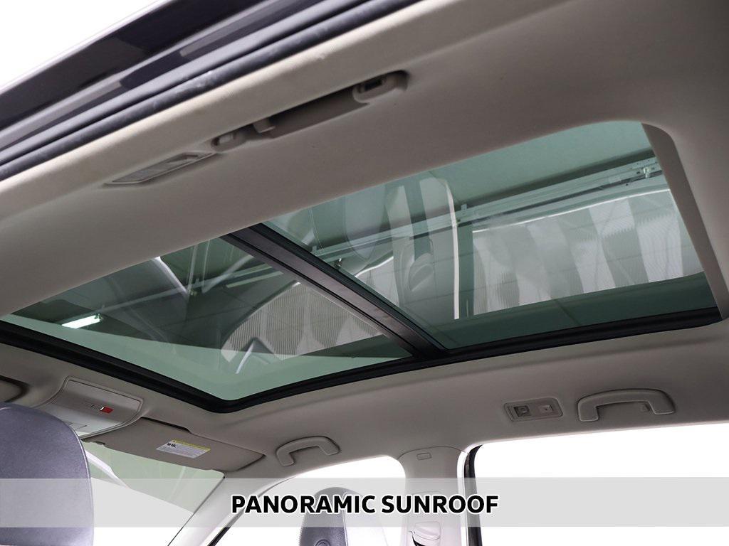 used 2022 Volkswagen Atlas car, priced at $24,149