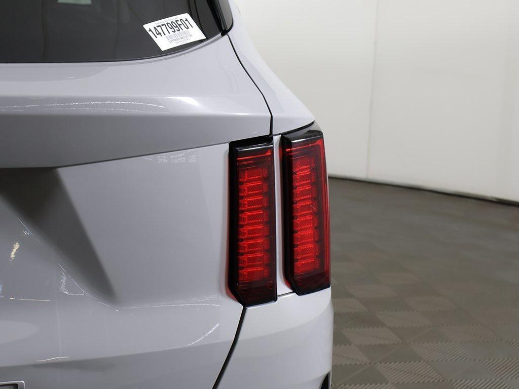 used 2022 Kia Sorento car, priced at $20,699