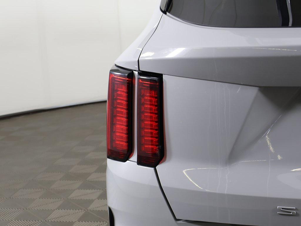 used 2022 Kia Sorento car, priced at $20,699