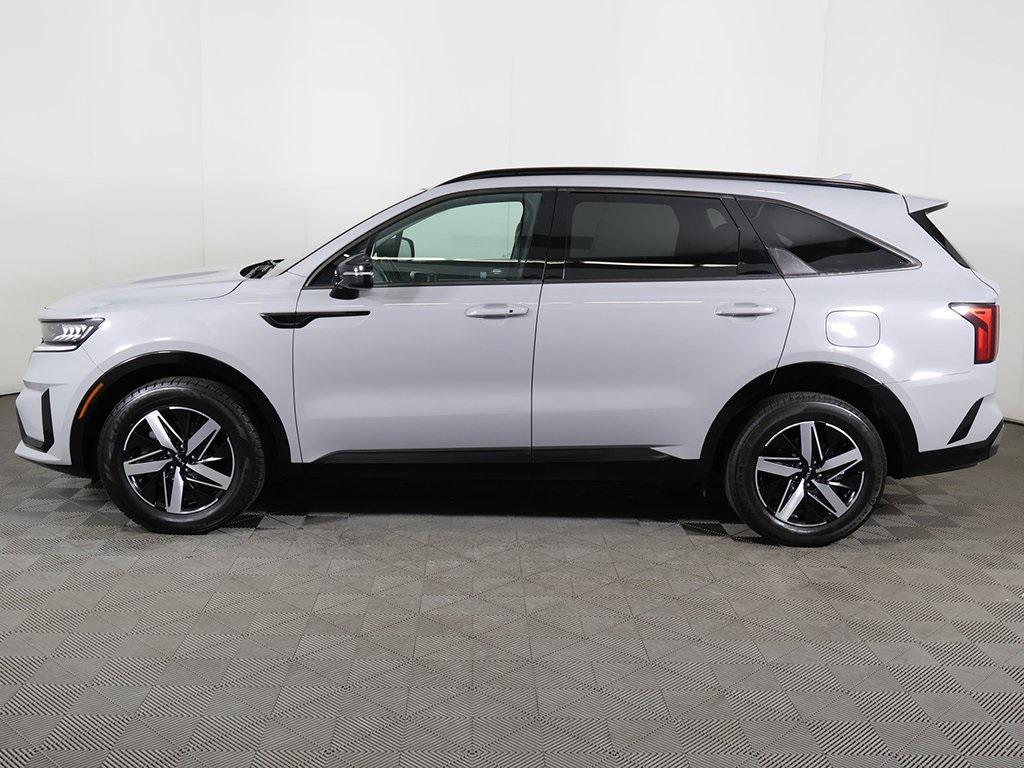 used 2022 Kia Sorento car, priced at $20,699