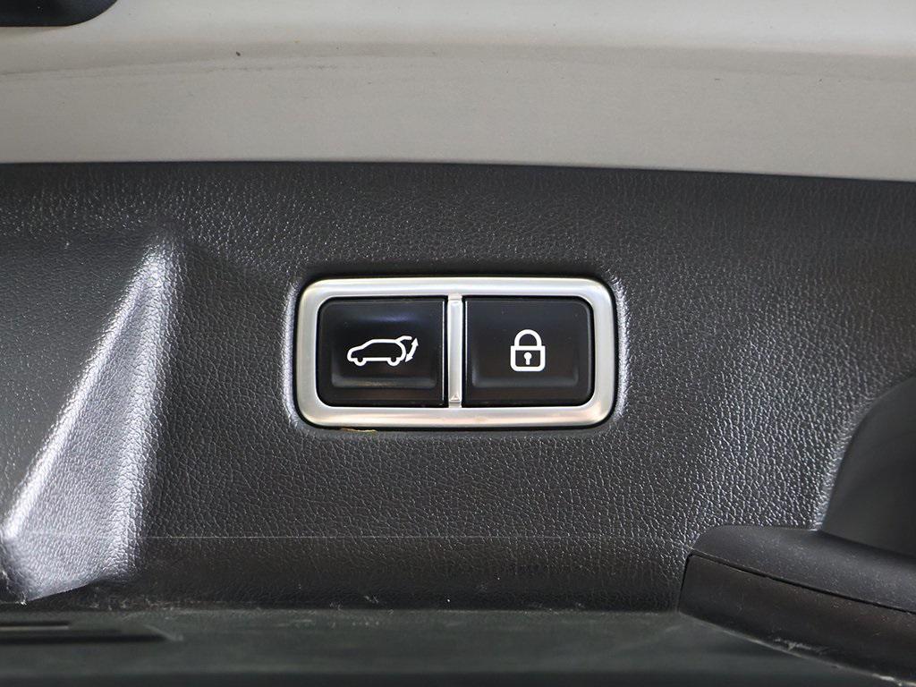 used 2022 Kia Sorento car, priced at $20,699