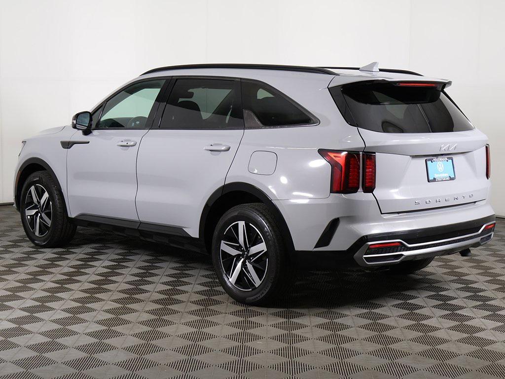 used 2022 Kia Sorento car, priced at $20,699