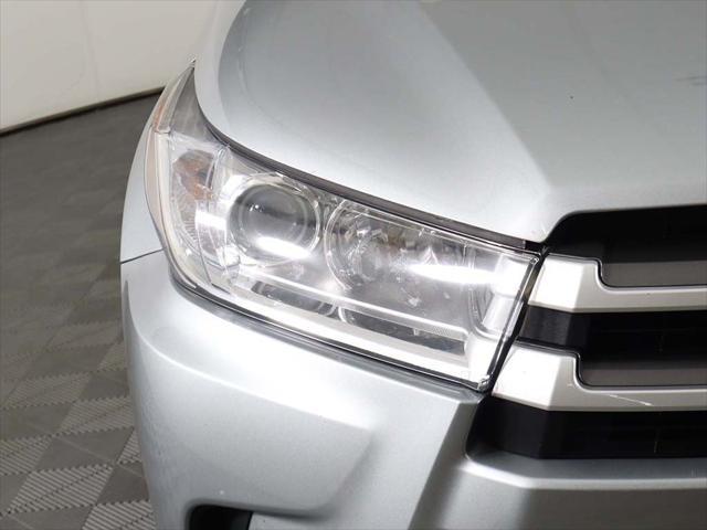 used 2019 Toyota Highlander car, priced at $23,999