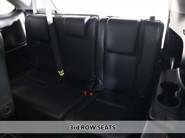 used 2019 Toyota Highlander car, priced at $23,999