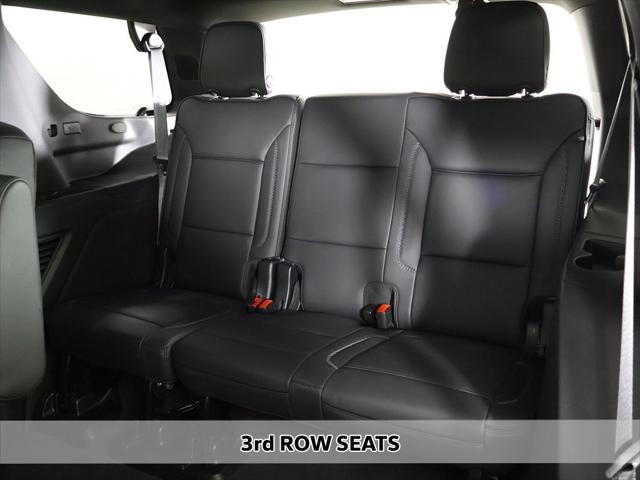 used 2024 GMC Yukon car, priced at $73,199