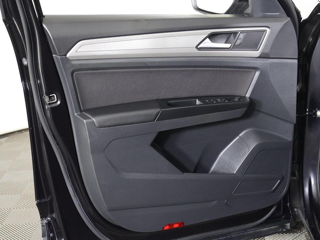 used 2020 Volkswagen Atlas Cross Sport car, priced at $17,179