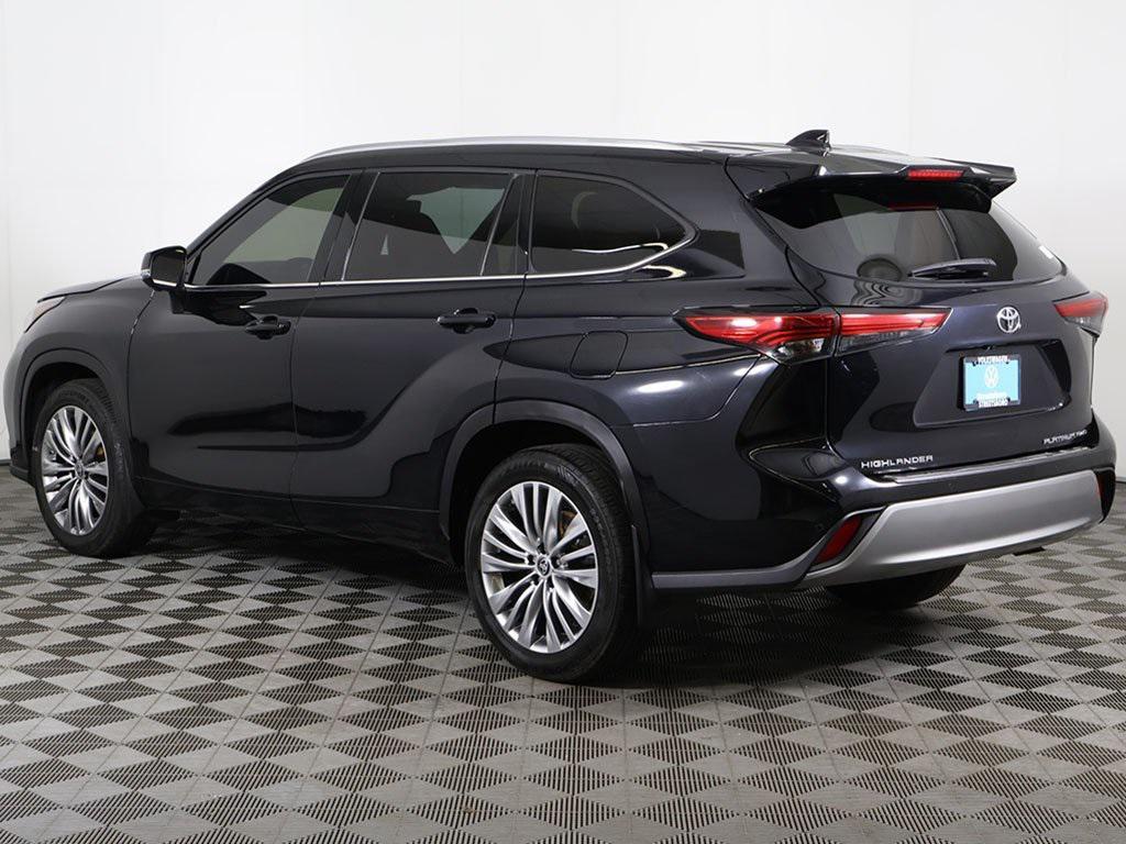 used 2023 Toyota Highlander car, priced at $35,999