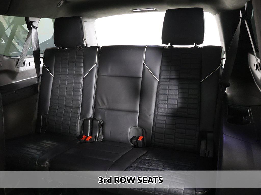 used 2021 Cadillac Escalade ESV car, priced at $59,490