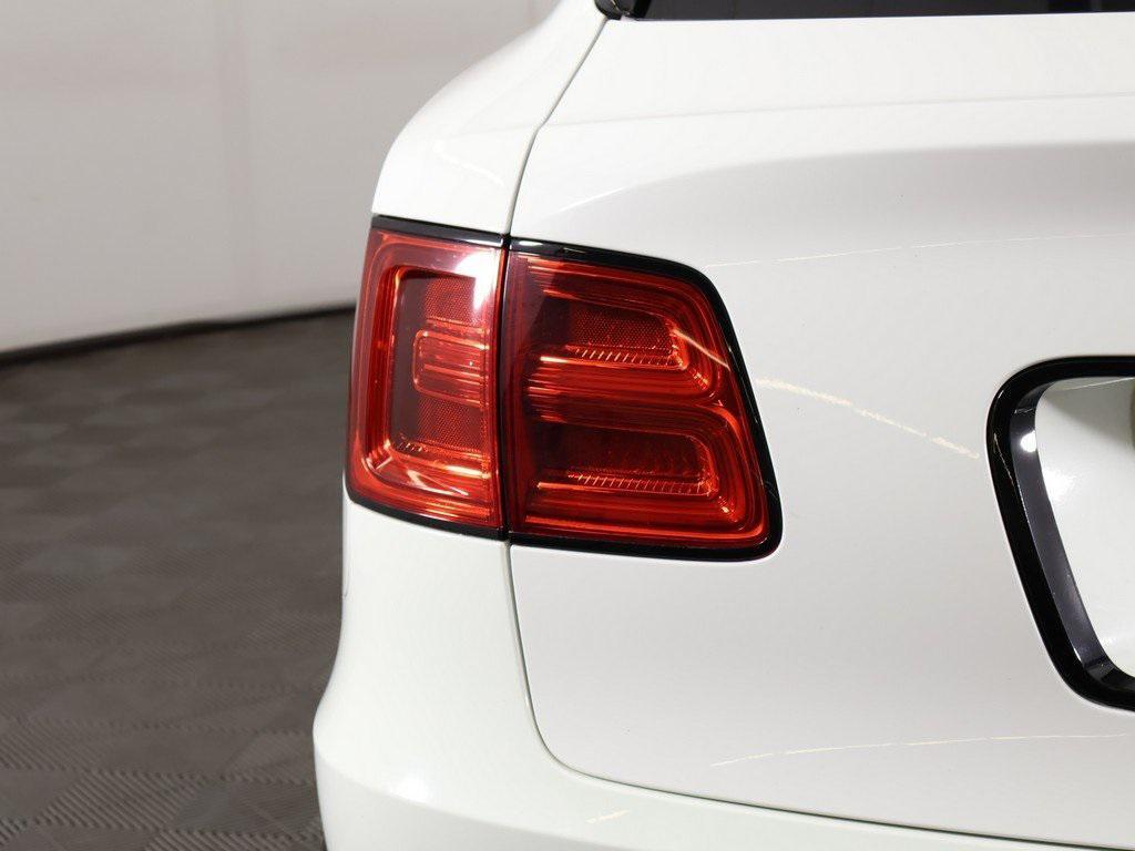 used 2019 Bentley Bentayga car, priced at $68,299