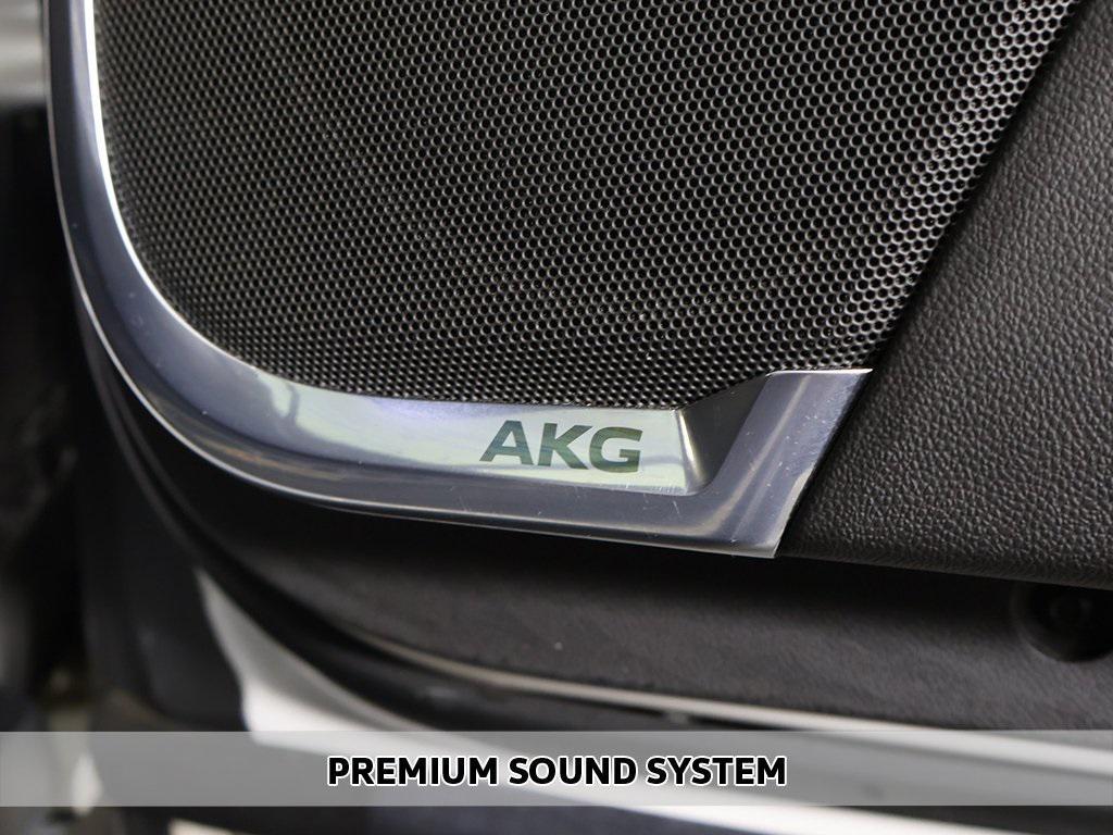 used 2023 Cadillac Escalade car, priced at $76,999