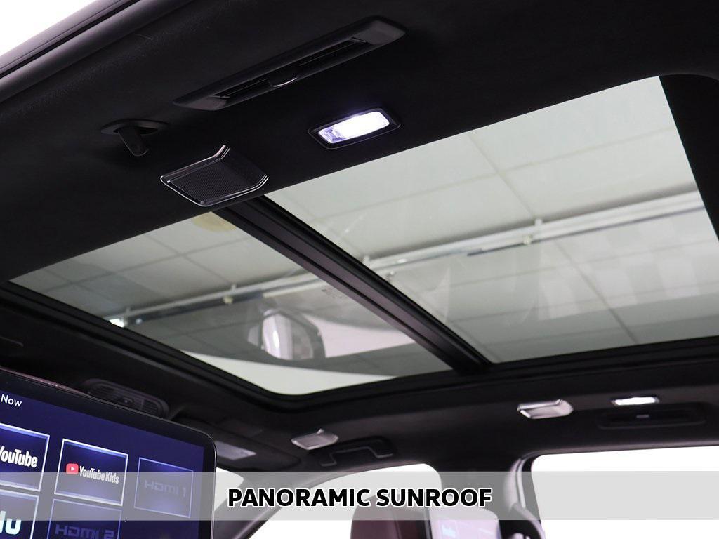 used 2023 Cadillac Escalade car, priced at $76,999